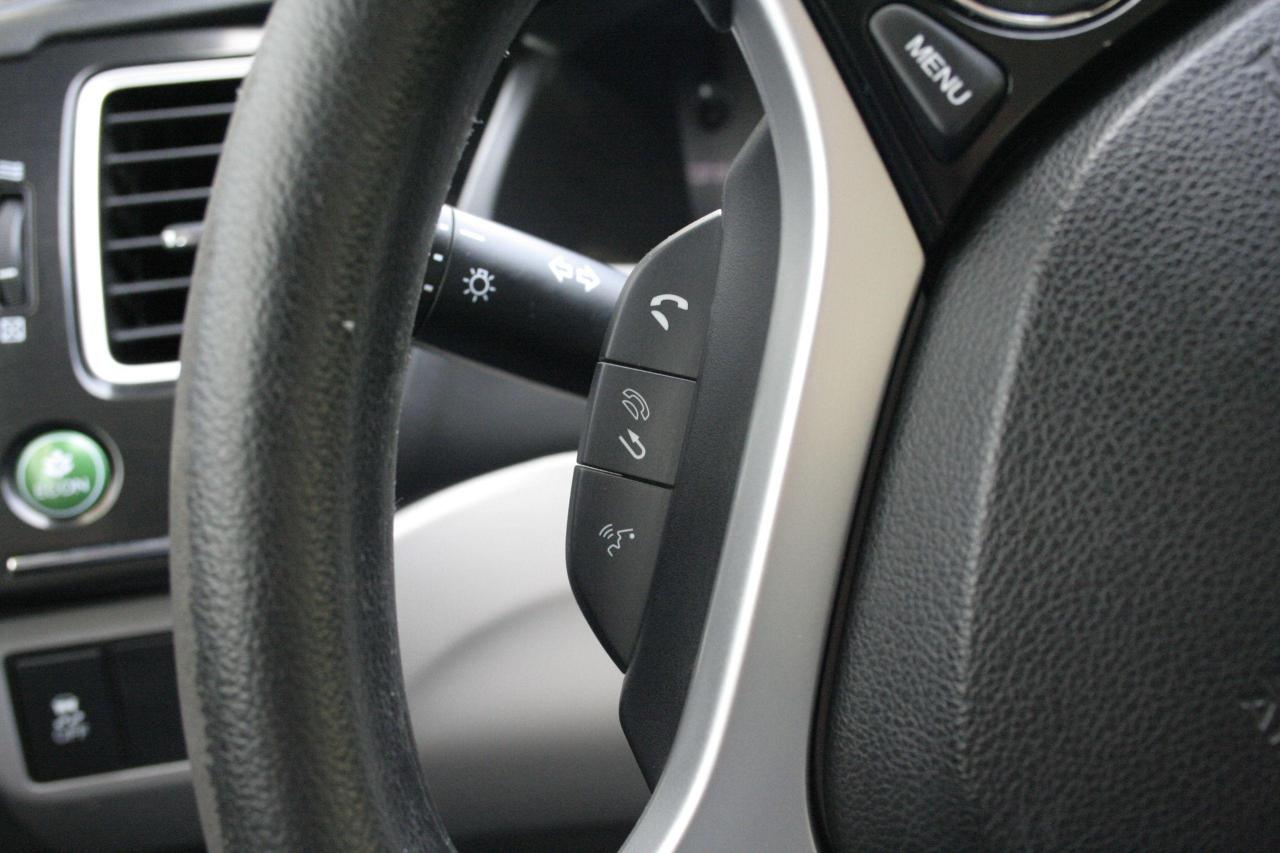 2013 Honda Civic 4dr Auto LX - Photo #25
