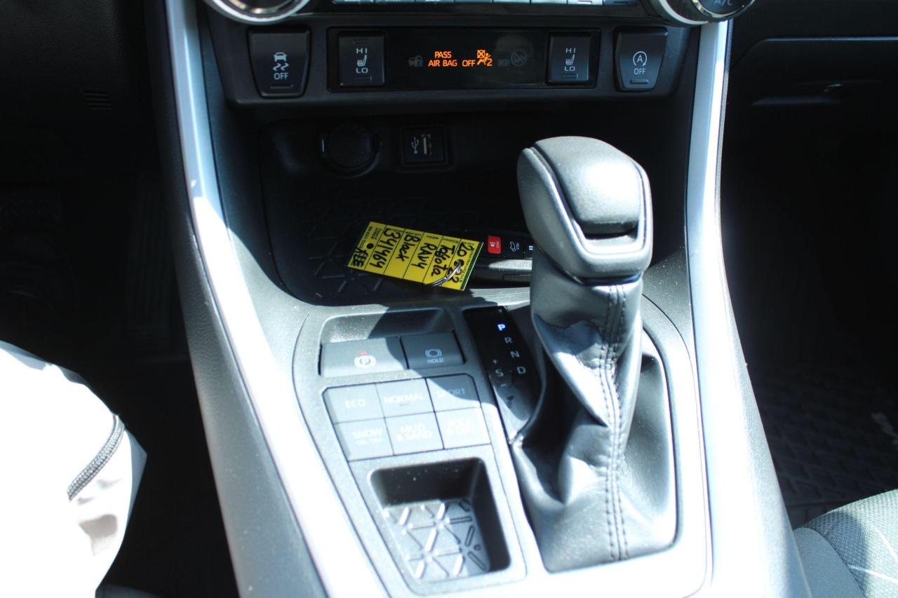 2023 Toyota RAV4 XLE AWD - Photo #17