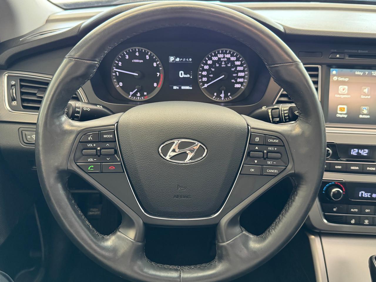 2016 Hyundai Sonata Sport TECH+Pano Roof+GPS+Remote Start+CLEAN CARFAX - Photo #8
