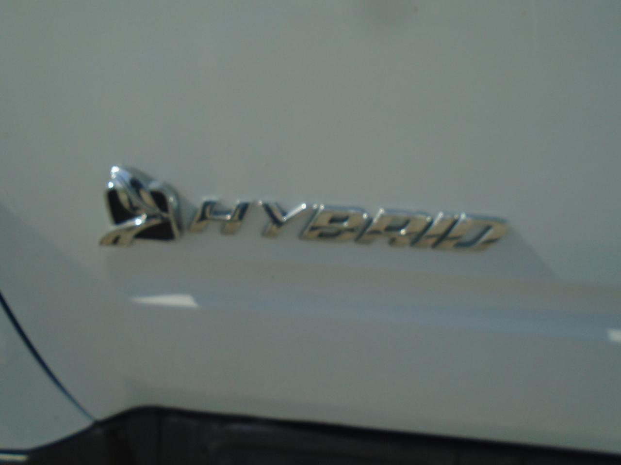 2010 Ford Escape 4WD 4dr I4 ECVT Hybrid - Photo #10