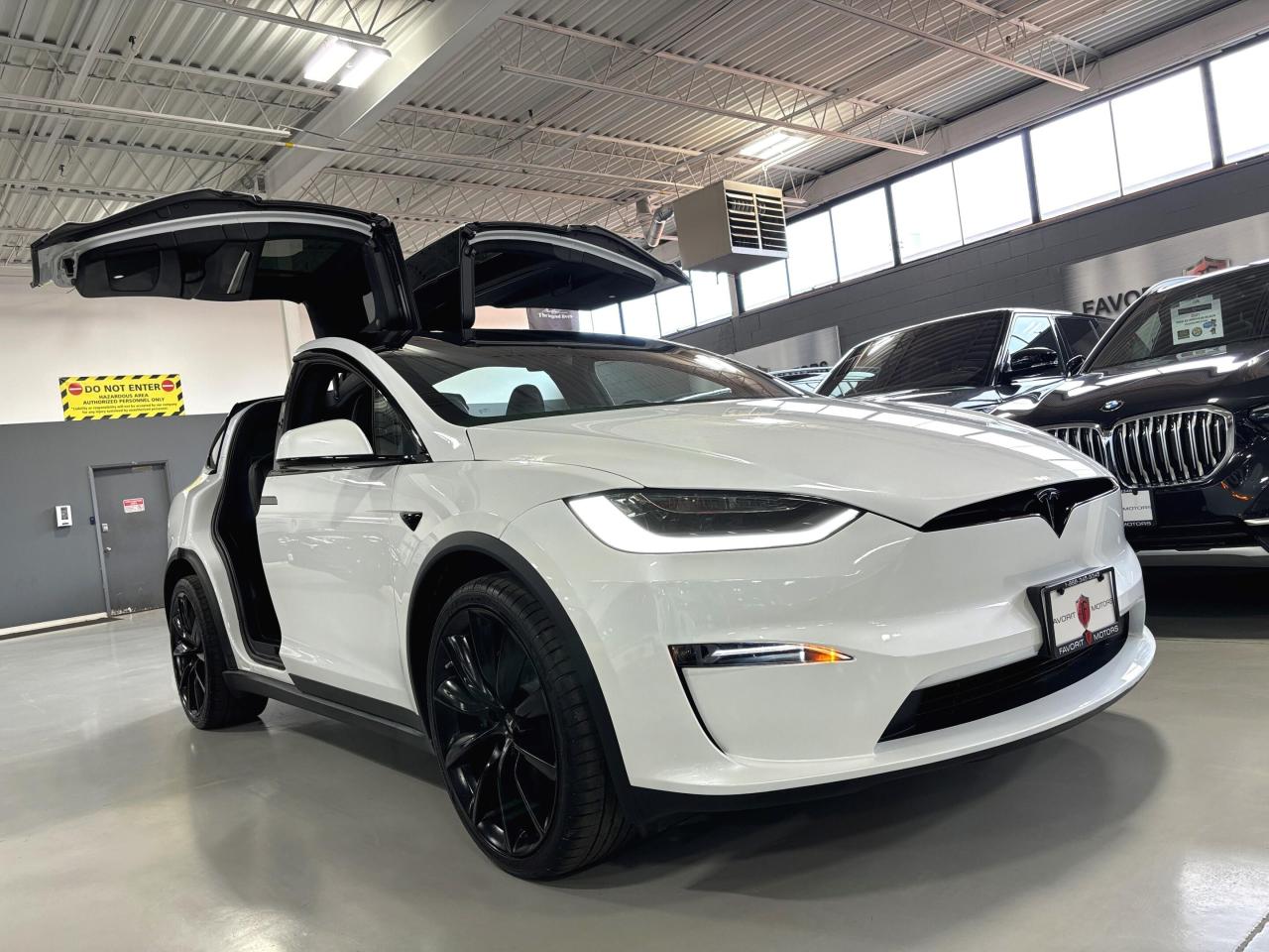 2023 Tesla Model X AWD|NO LUX TAX|7PASSENGER|INSANEMODE|WOOD|AIRSUSP| - Photo #3
