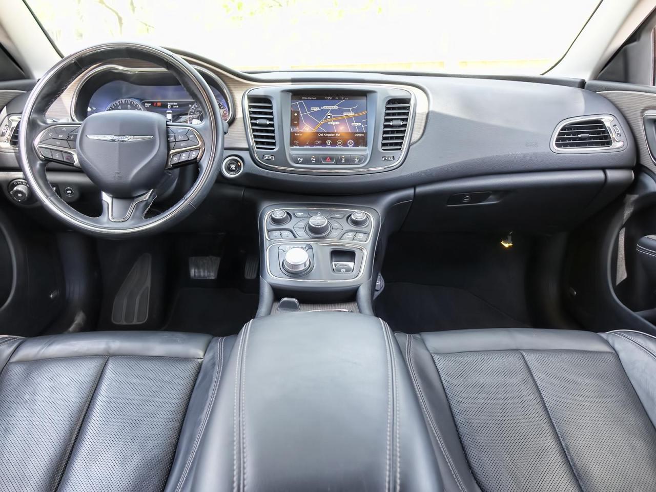 2015 Chrysler 200 C AWD - Photo #15