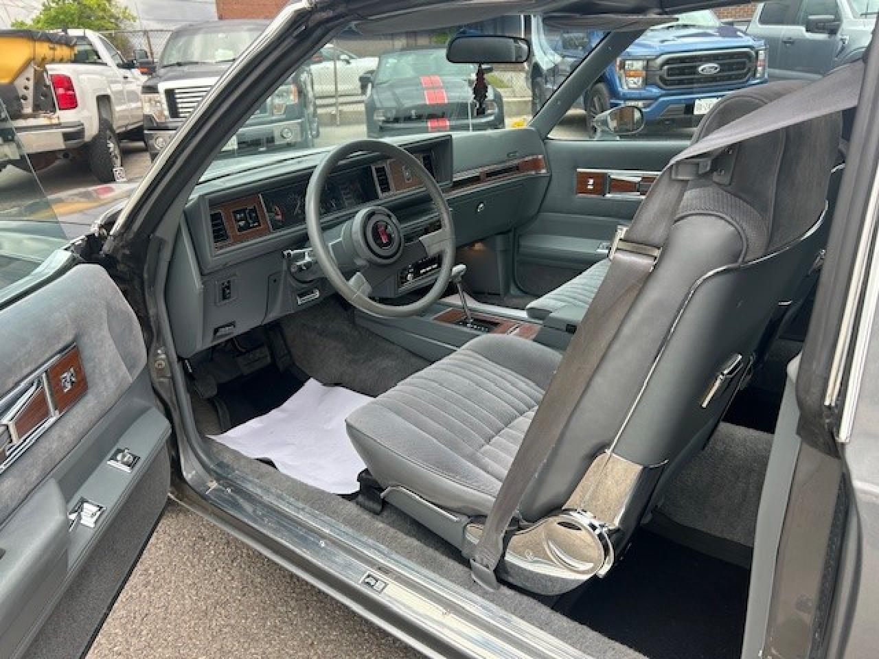 1986 Oldsmobile 442  Photo2