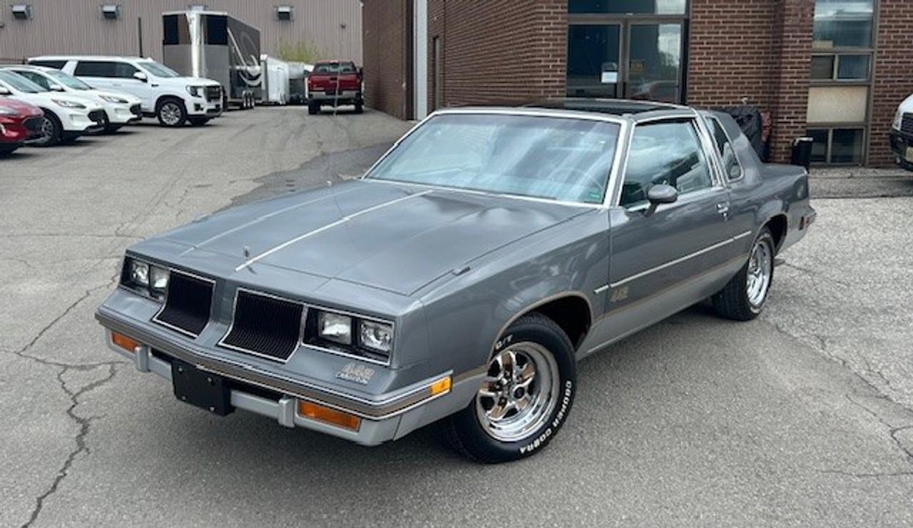 1986 Oldsmobile 442  - Photo #1