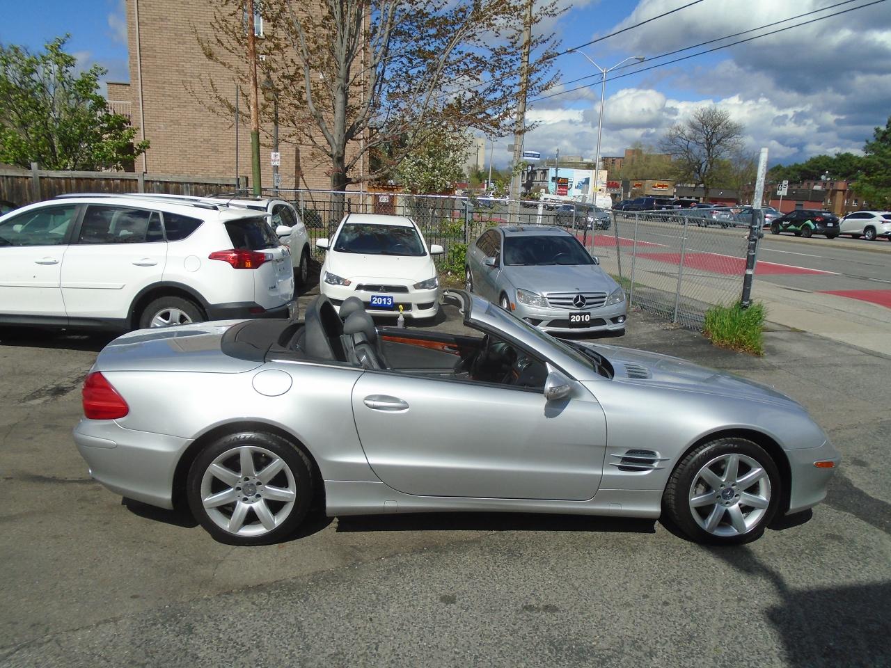 2003 Mercedes-Benz SL-Class 5.0L/ SUPER CLEAN/ HARDTOP / V8/ WELL MAINTAINED / - Photo #17