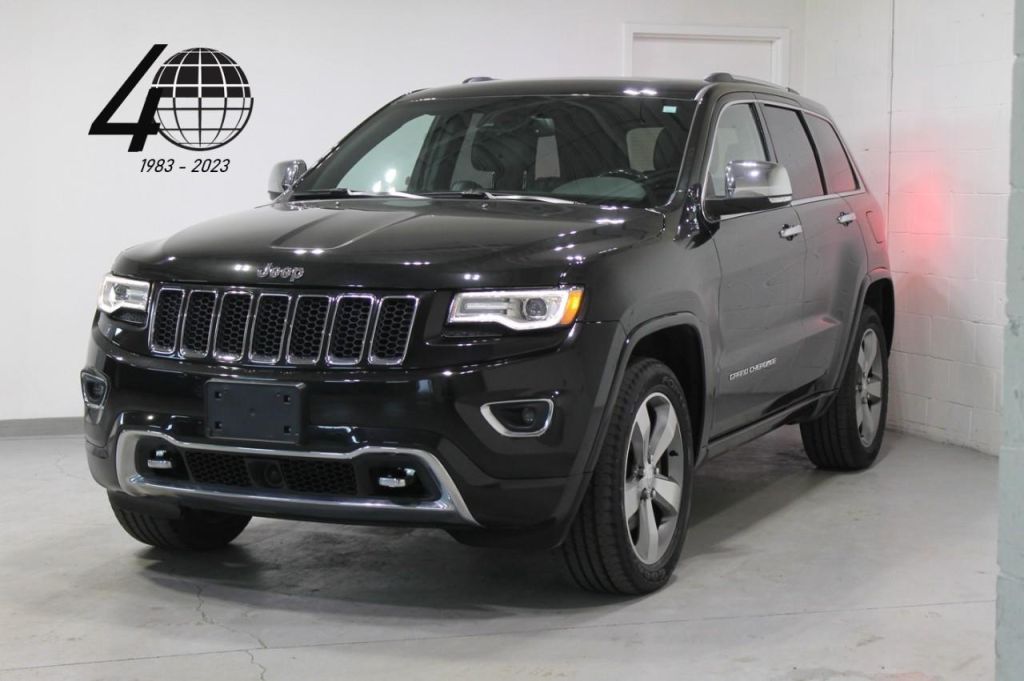 Used 2014 Jeep Grand Cherokee Overland DIESEL! Low Millage Accident free! for Sale in Etobicoke, Ontario