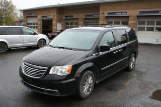 Used 2014 Chrysler Town & Country WITH LEATHER for sale in Nepean, ON