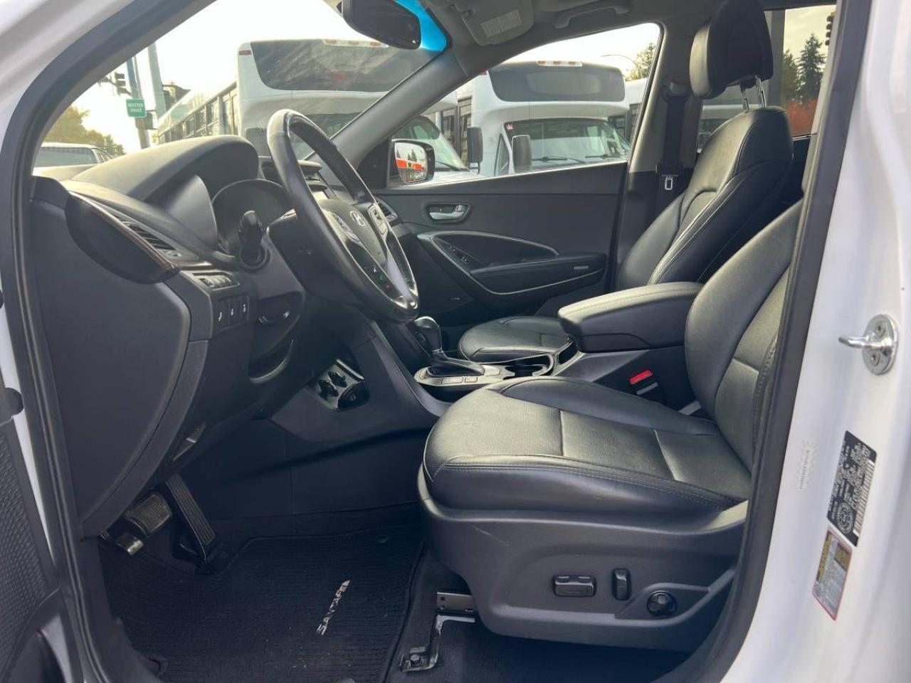 2017 Hyundai Santa Fe Sport AWD 4dr 2.4L Luxury - Photo #12