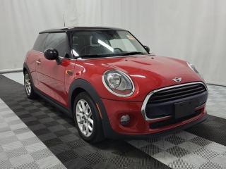 Used 2018 MINI 3 Door Base for sale in Sherwood Park, AB