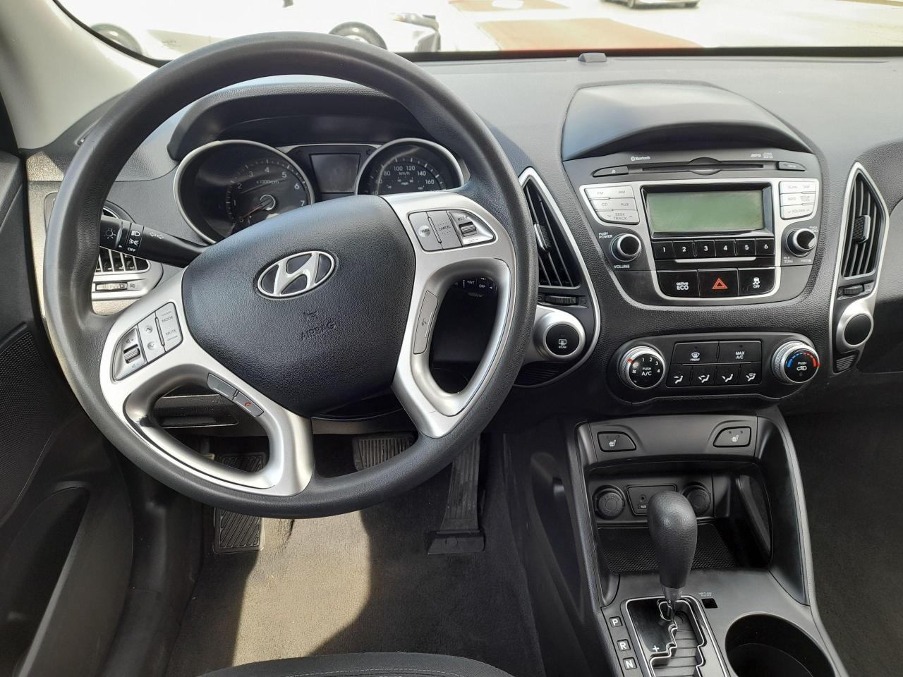 2013 Hyundai Tucson GL - Photo #16