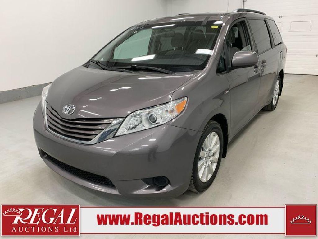 Used 2017 Toyota Sienna LE for Sale in Calgary, Alberta