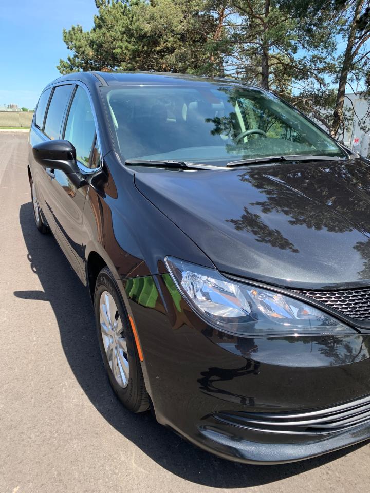 2018 Chrysler Pacifica L- ONLY 50,852KMS! 1 LOCAL SENIOR OWNER! NO CLAIMS - Photo #11