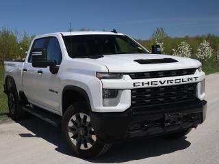 Summit White 2022 Chevrolet Silverado 2500HD Custom 4D Crew Cab 4WD
6-Speed Automatic 6.6L V8


Did this vehicle catch your eye? Book your VIP test drive with one of our Sales and Leasing Consultants to come see it in person.

Remember no hidden fees or surprises at Jim Wilson Chevrolet. We advertise all in pricing meaning all you pay above the price is tax and cost of licensing.