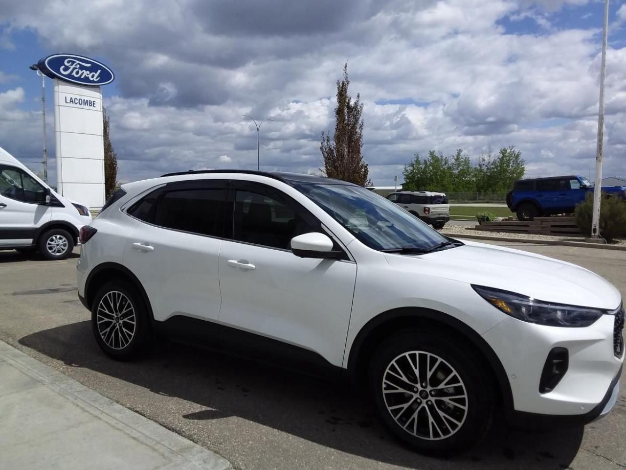 New 2024 Ford Escape PHEV for sale in Lacombe, AB