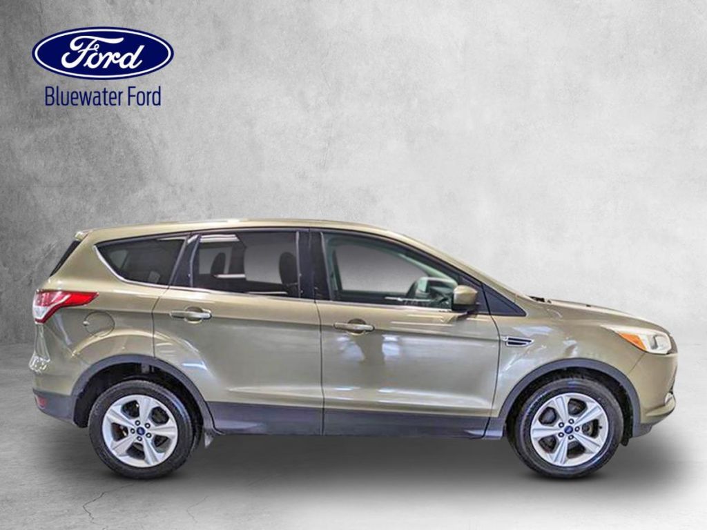 Used 2014 Ford Escape SE for Sale in Forest, Ontario