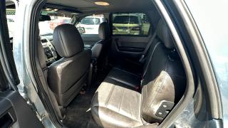 2010 Ford Escape XLT, V6, NO ACCIDENT, RUNS GOOD, AS IS SPECIAL - Photo #9