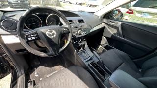 2012 Mazda MAZDA3 GX, AUTO, ALLOYS, GREAT ON FUEL, CERTIFIED - Photo #13