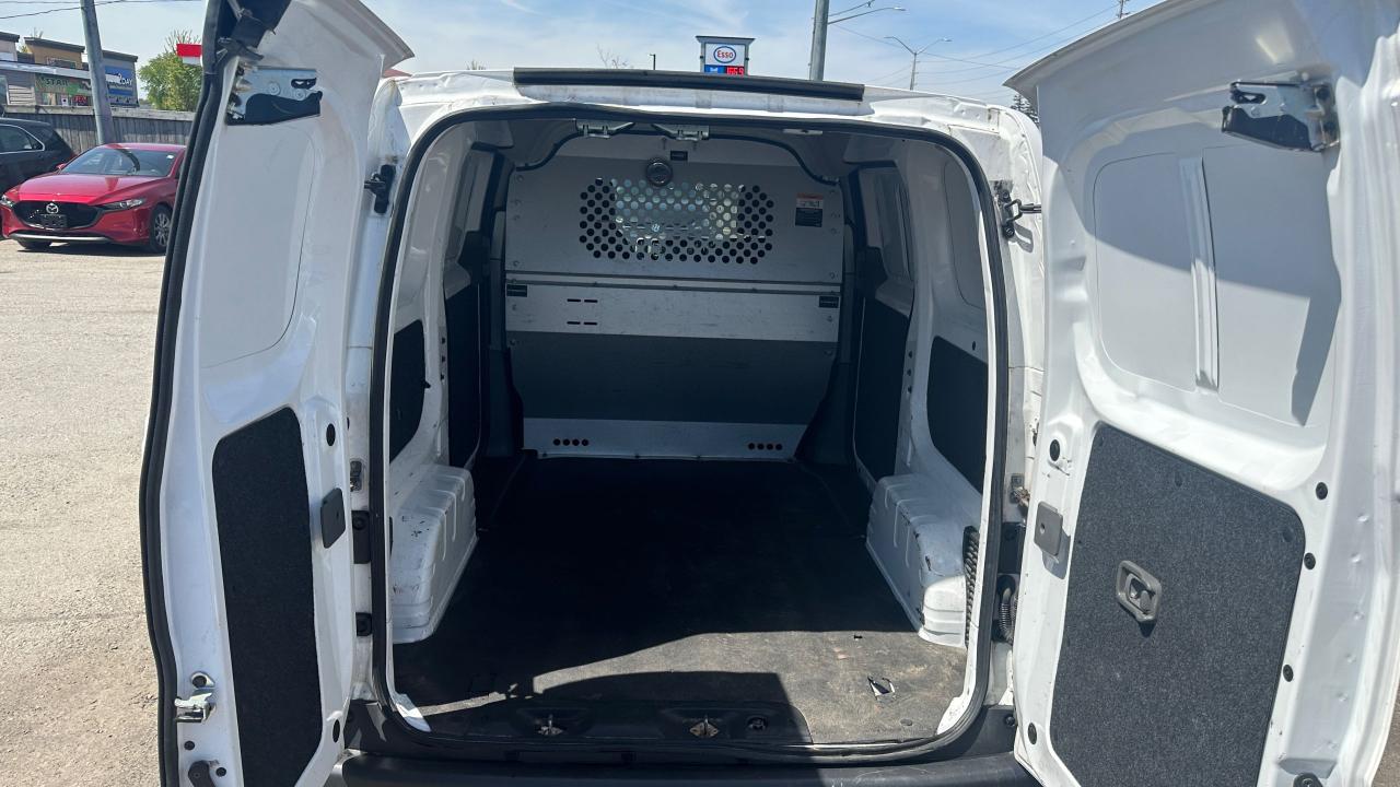 2018 Nissan NV200 S, MINI CARGOVAN, NO ACCIDENT, CERTIFIED - Photo #14