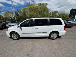 2015 Chrysler Town & Country 4DR WGN TOURING - Photo #4
