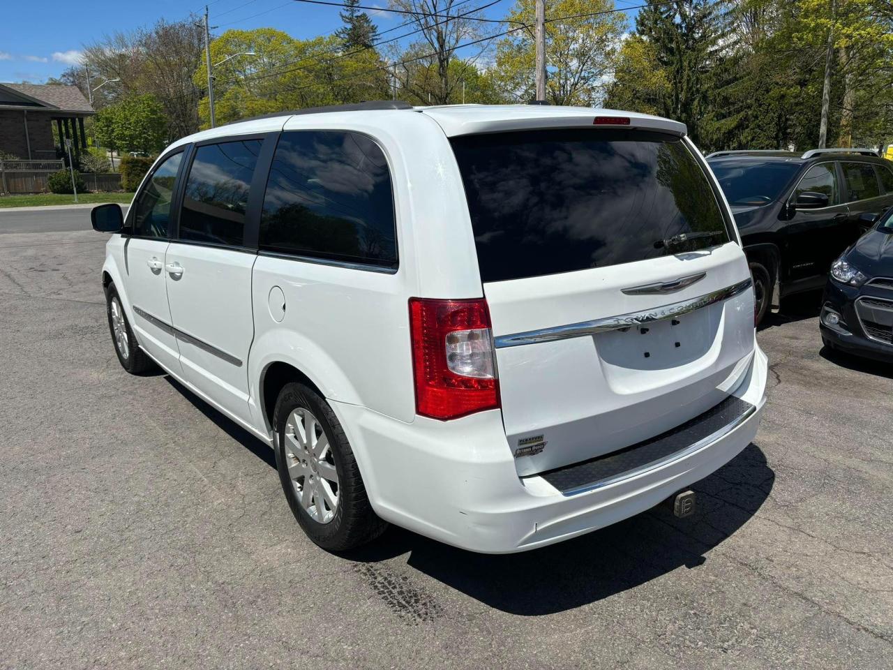 2015 Chrysler Town & Country 4DR WGN TOURING - Photo #5