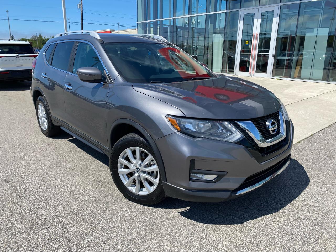 2017 Nissan Rogue SV AWD NEW MVI - POWER DRIVERS SEAT - HEATED SEATS