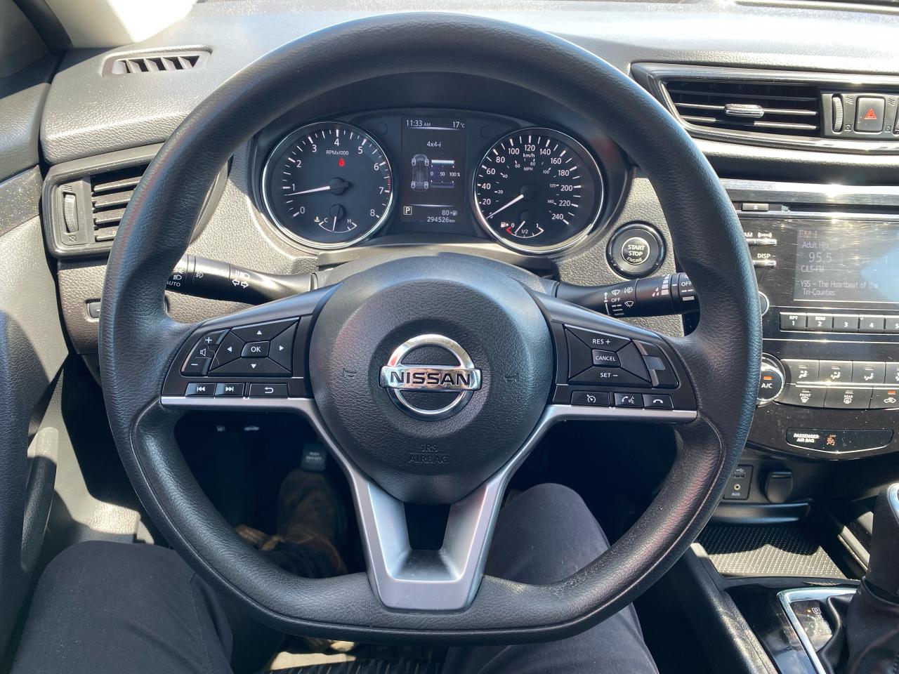 2017 Nissan Rogue SV AWD NEW MVI - POWER DRIVERS SEAT - HEATED SEATS Photo23