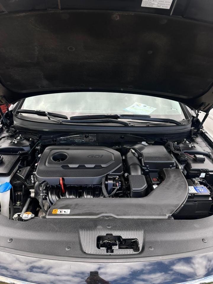 2015 Hyundai Sonata 4dr Sdn Auto - Photo #9