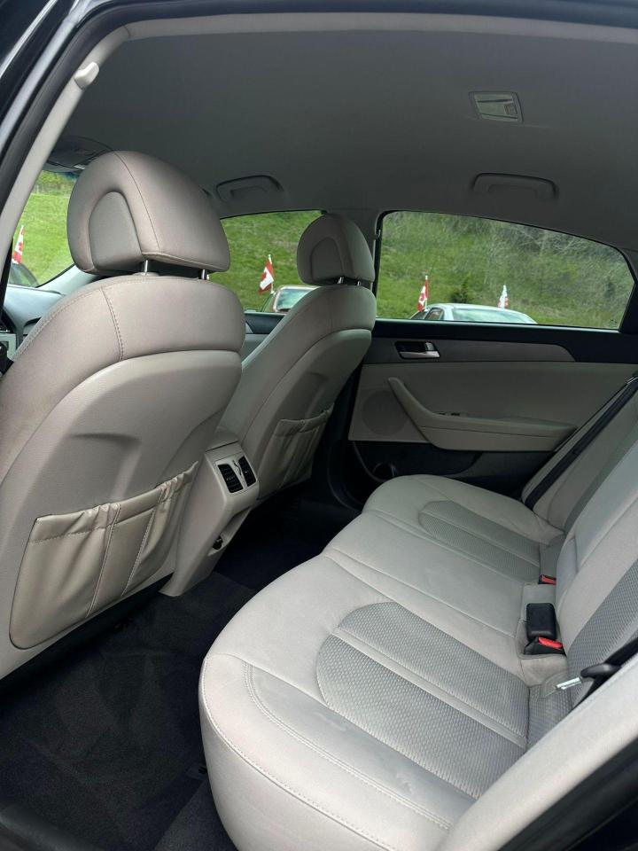2015 Hyundai Sonata 4dr Sdn Auto - Photo #11