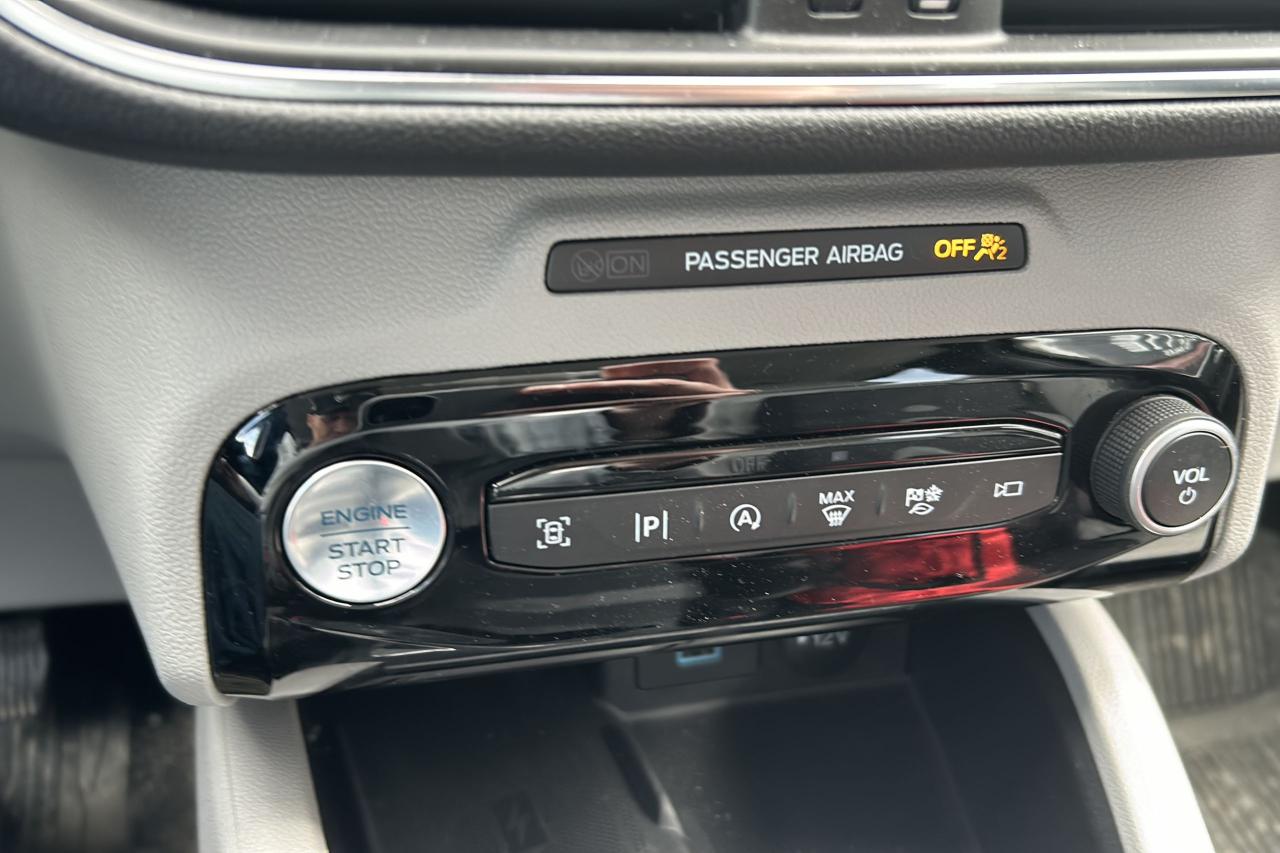 2023 Ford Escape Platinum - Photo #14
