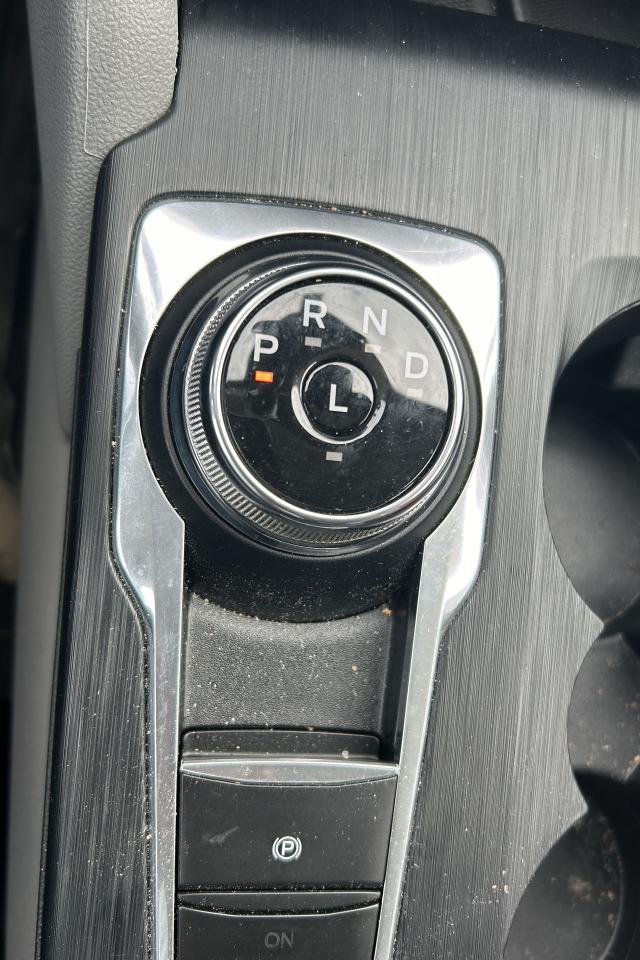 2023 Ford Escape Platinum - Photo #12