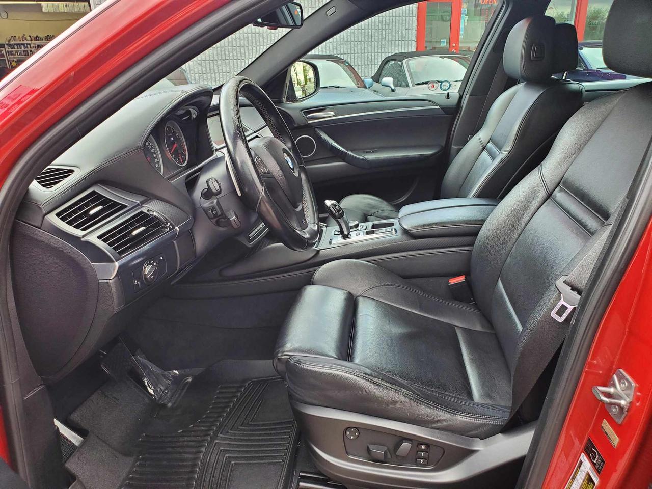2011 BMW X6 M AWD Photo