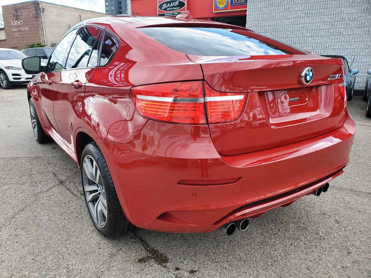 2011 BMW X6 M AWD Photo