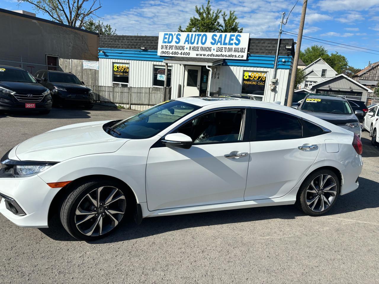 2019 Honda Civic Touring, Loaded, Navigation, Leather, Sunroof