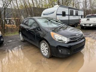 Used 2013 Kia Rio EX Hatchback ( 146 000 KM - MANUELLE ) for sale in Laval, QC