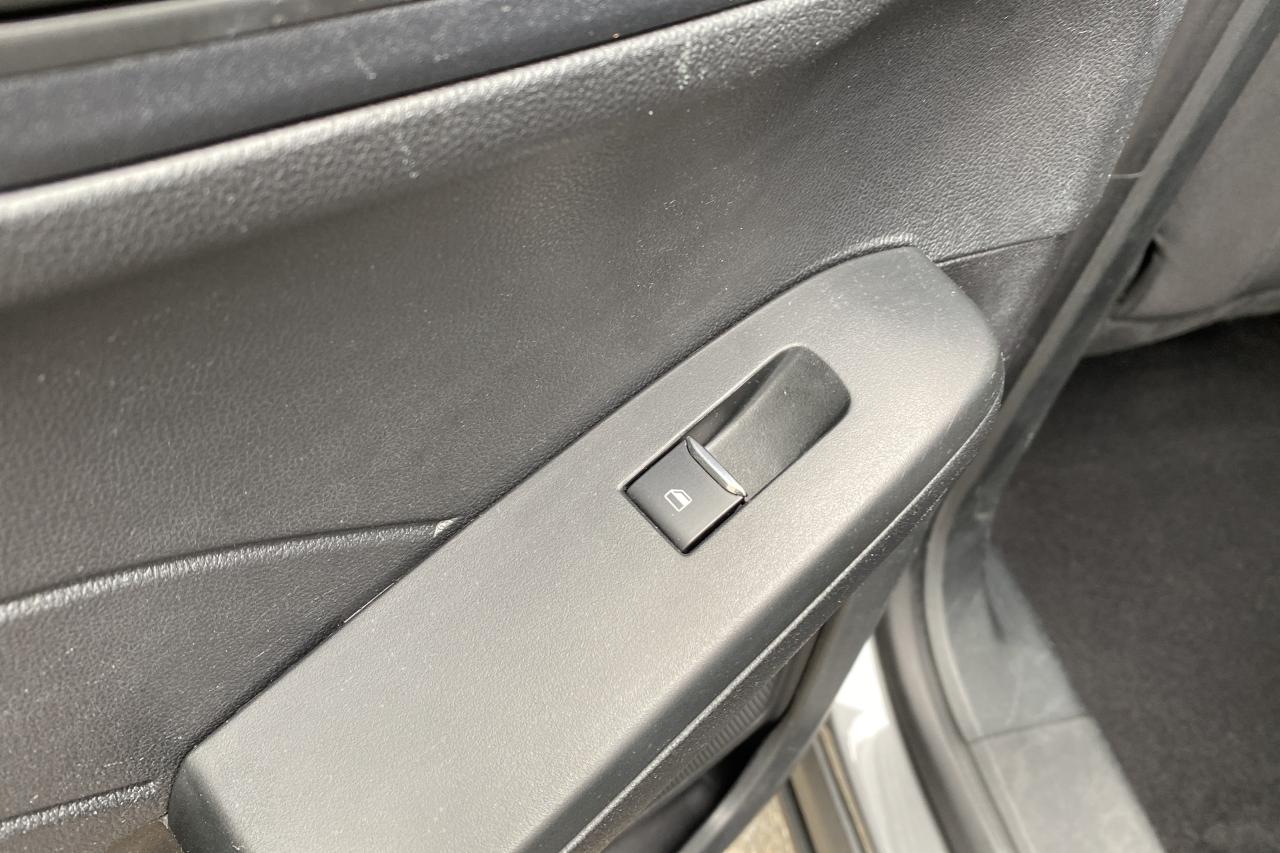2022 Ford Escape SE AWD Photo