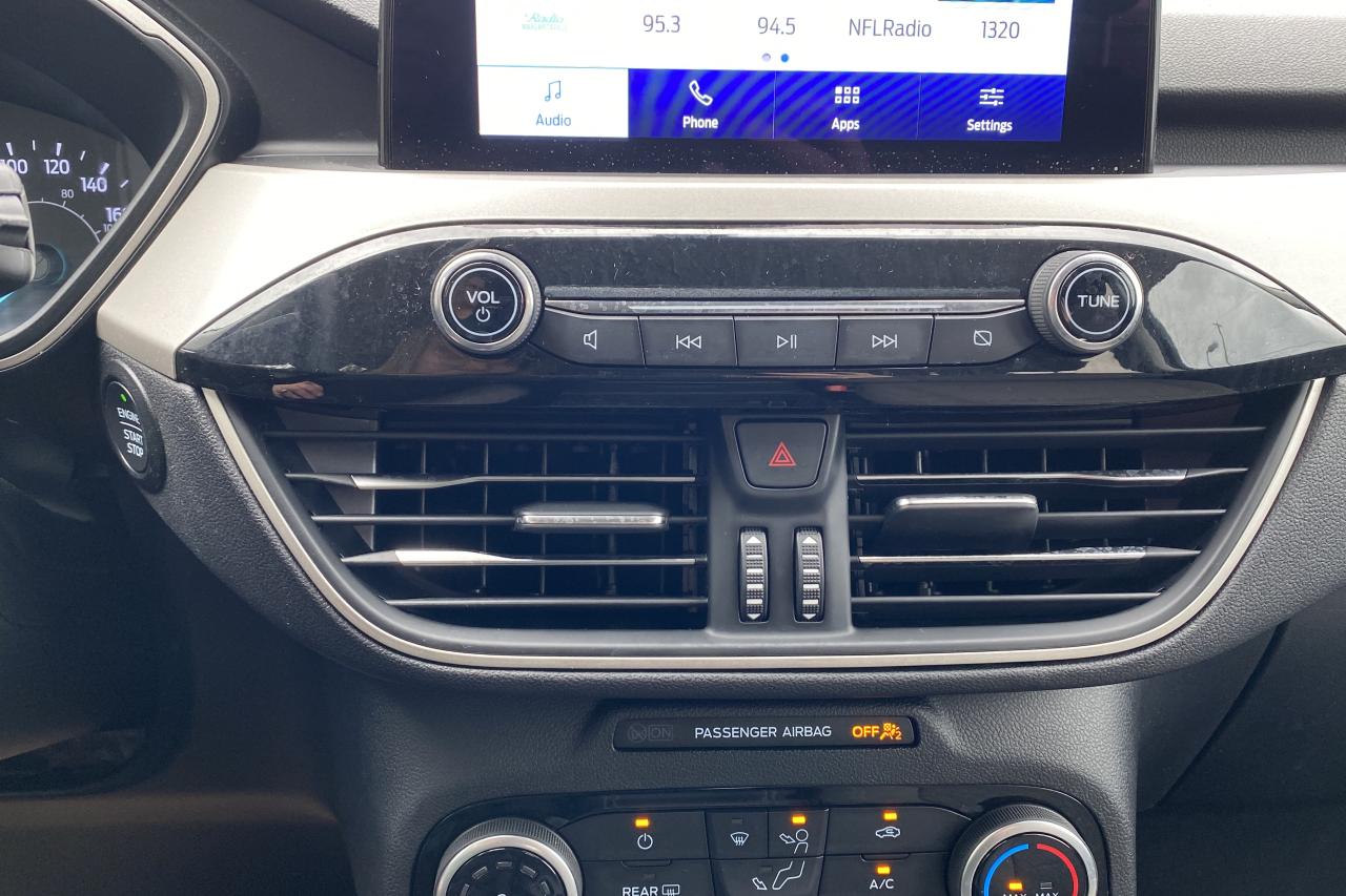 2022 Ford Escape SE AWD Photo