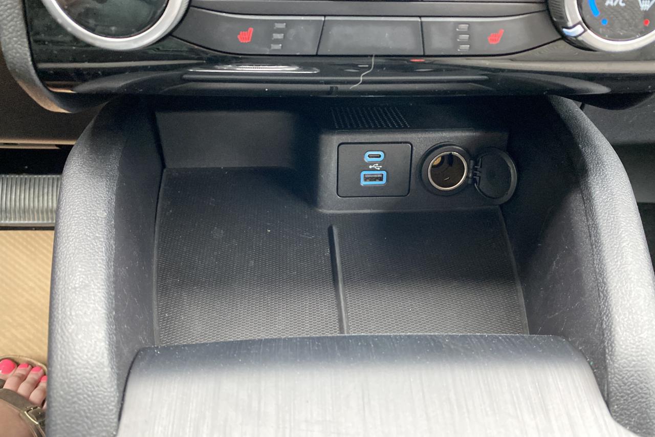 2022 Ford Escape SE AWD Photo