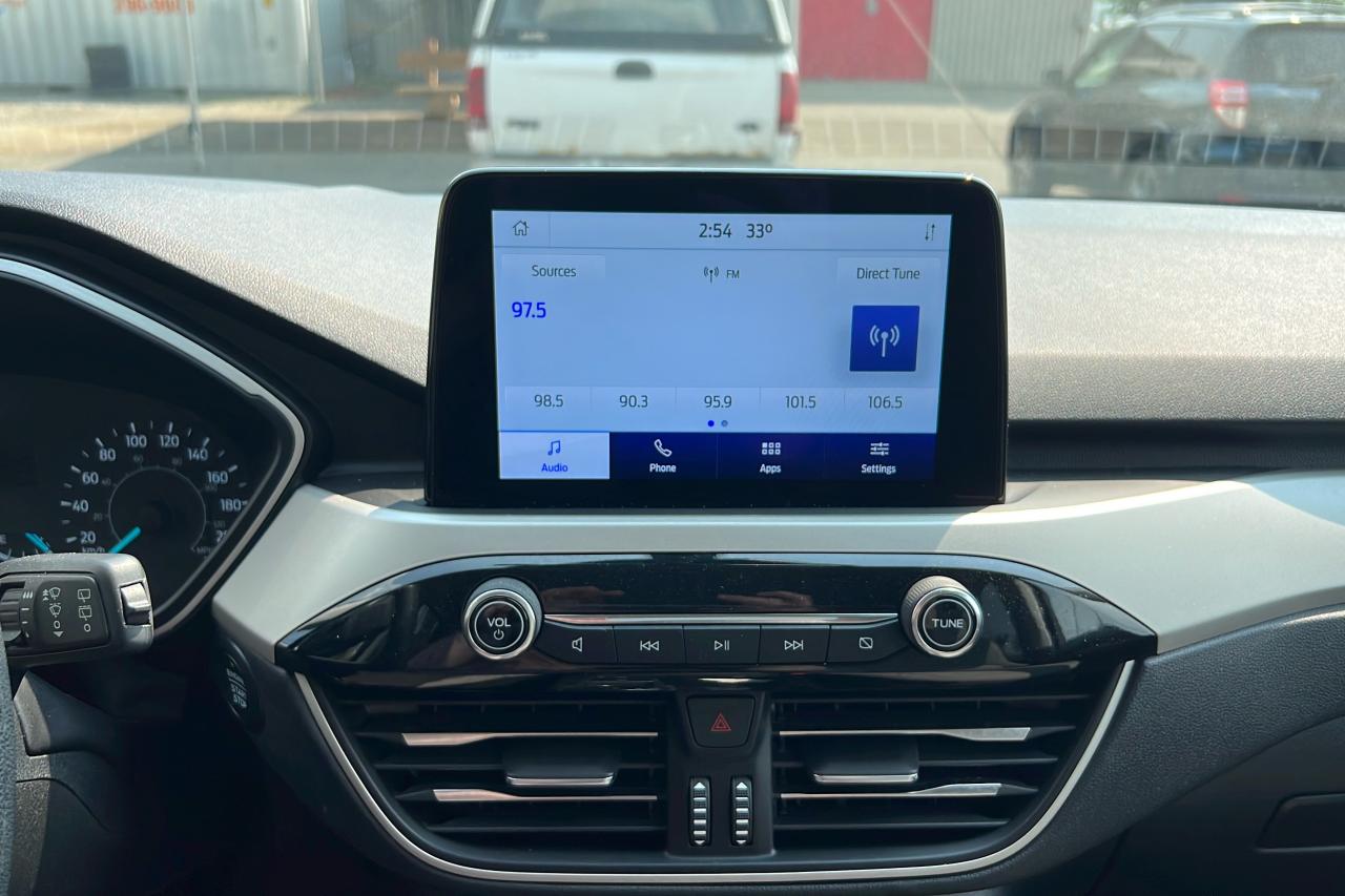 2022 Ford Escape SE AWD Photo