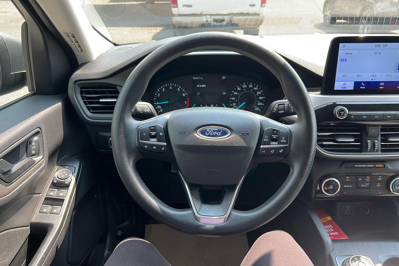 2022 Ford Escape SE AWD Photo
