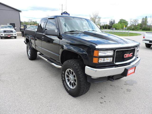 1995 GMC C/K 1500 350 Auto 4X4 Completely Restored With Warranty