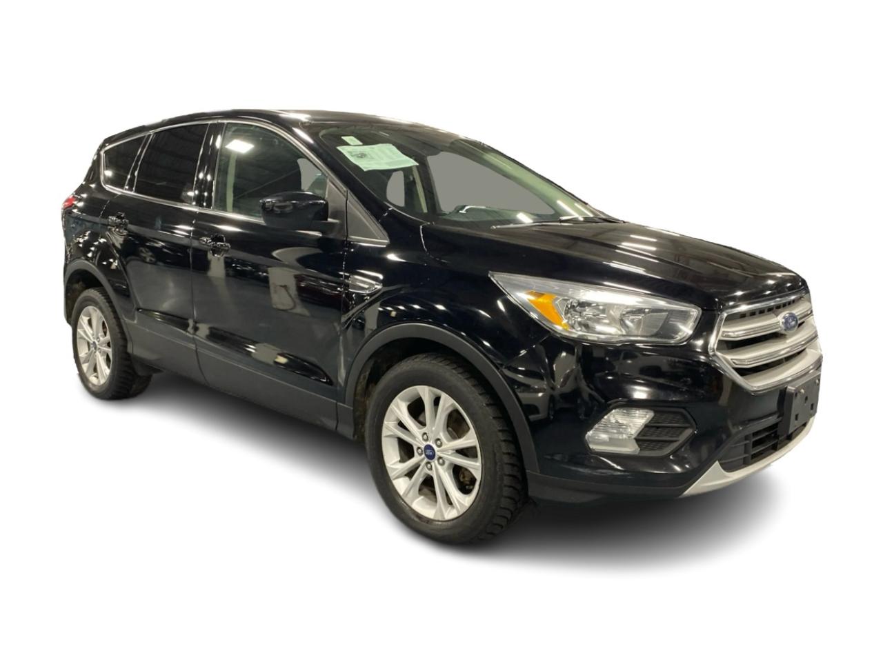 2017 Ford Escape FWD 4dr SE Photo2