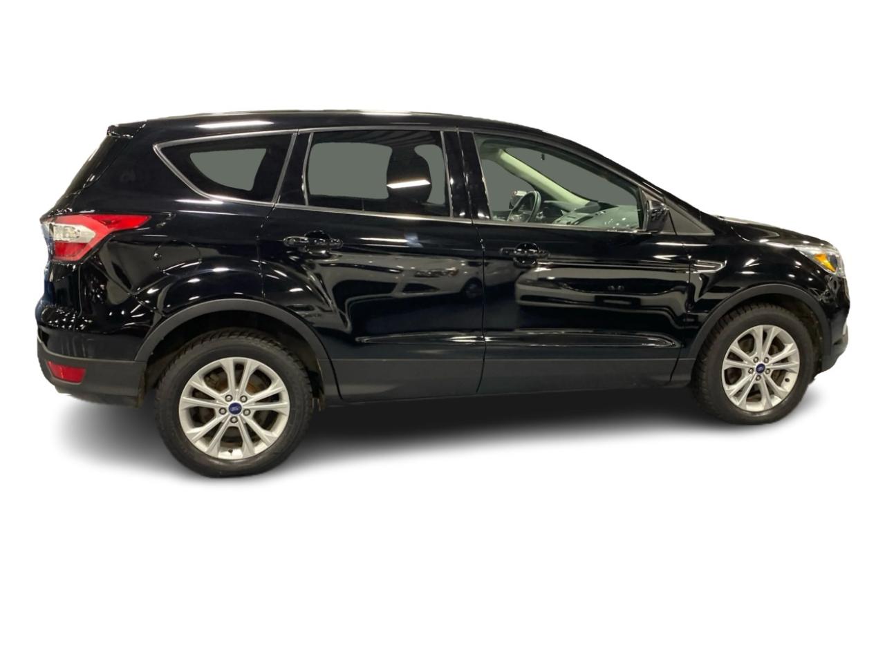 2017 Ford Escape FWD 4dr SE Photo3