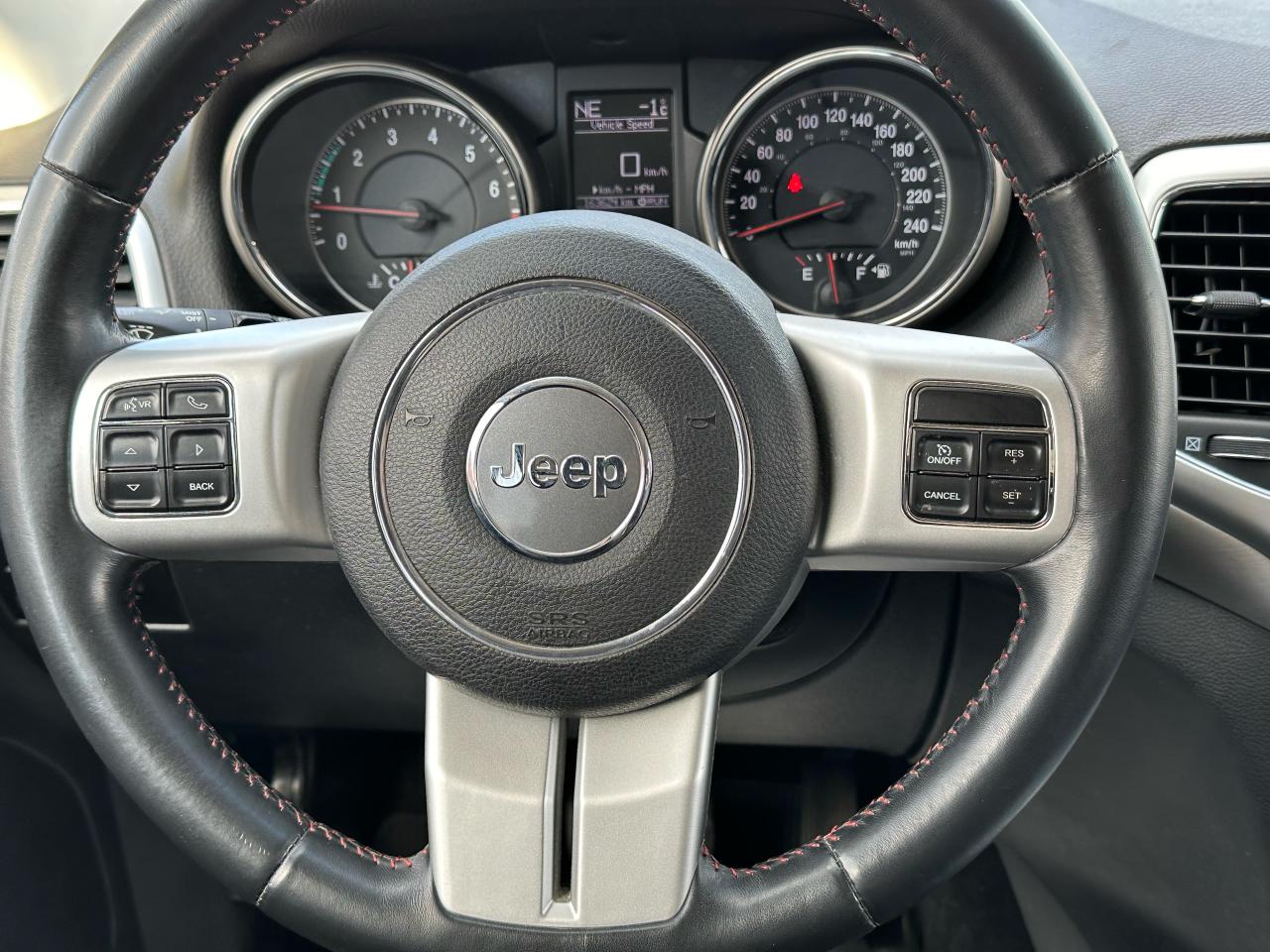 2013 Jeep Grand Cherokee TRAIL HAWK - Photo #19