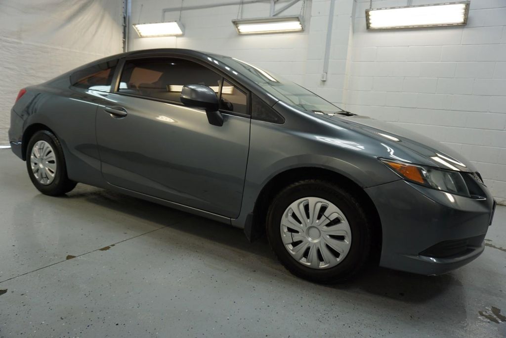 Used 2012 Honda Civic LX COUPE 5-Spd MANUAL CERTIFIED *HONDA SERVICED* BLUETOOTH CRUISE AUTO WINDOW/LOCK for Sale in Milton, Ontario
