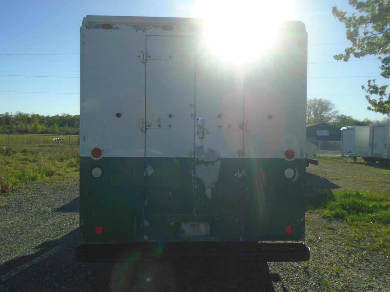 2006 Freightliner MT Stepvan - Photo #6