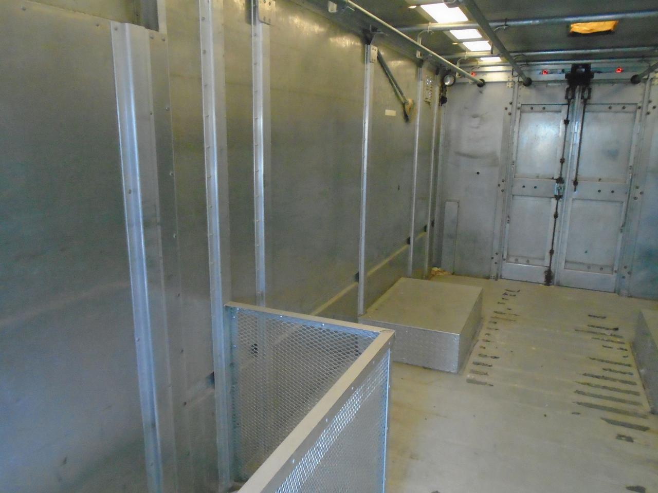 2006 Freightliner MT Stepvan - Photo #13