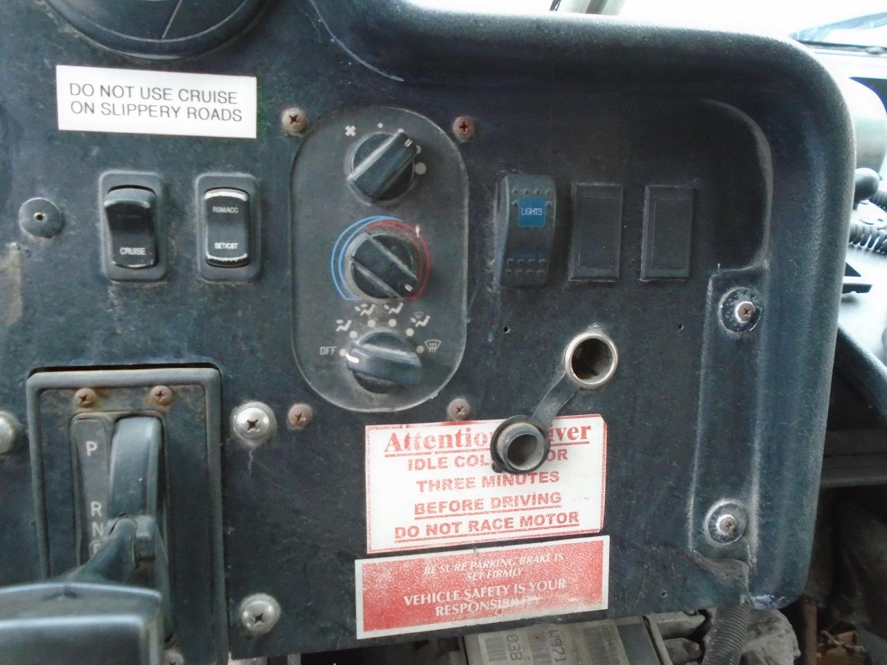 2006 Freightliner MT Stepvan - Photo #11