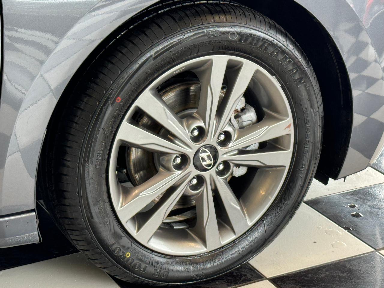2017 Hyundai Elantra GL+APPLEPLAY+New Tires+HEATED SEATS+CLEAN CARFAX - Photo #51