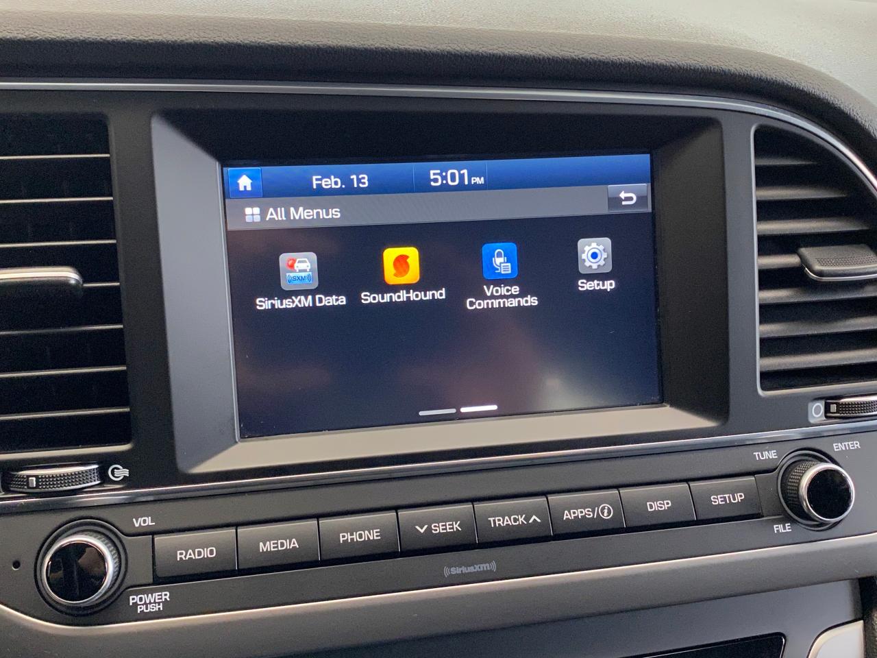 2017 Hyundai Elantra GL+APPLEPLAY+New Tires+HEATED SEATS+CLEAN CARFAX Photo88