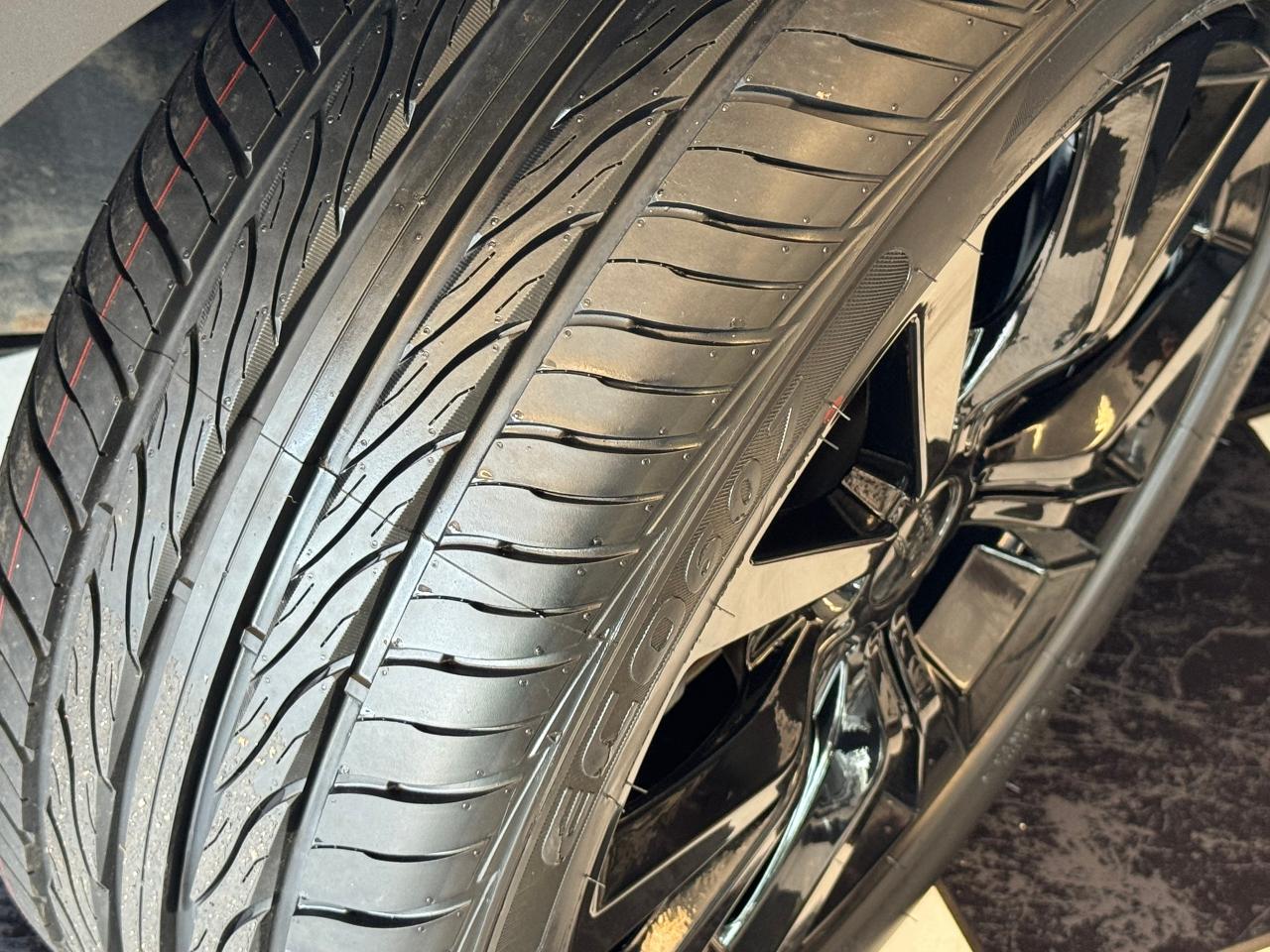 2019 Mazda CX-3 GS+Camera+New Tires+Alloys+ApplePlay+Clean Carfax - Photo #12